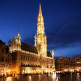 Stadhuis bij nacht