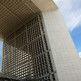 Onder de Arche de la Défense