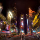 Nachtbeeld op het Broadway Theatre District