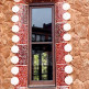 Raam van het Casa-Museu Gaudí