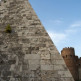 Zijkant van de Piramide van Cestius